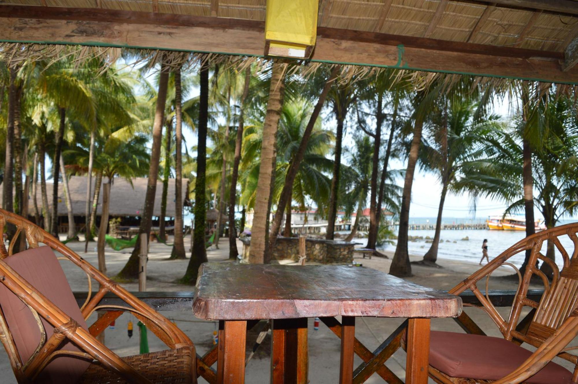 Palm Beach Bungalow Resort Prek Svay Village Екстериор снимка