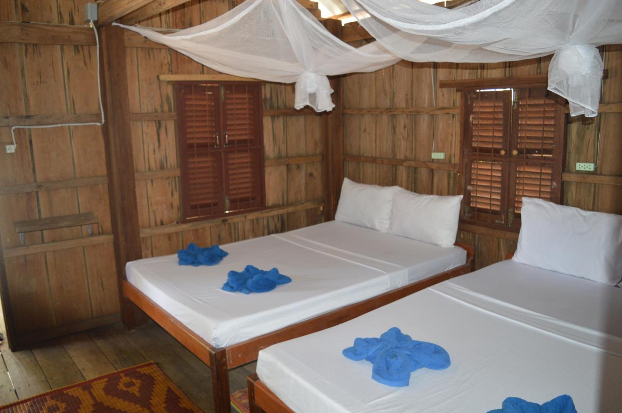 Palm Beach Bungalow Resort Prek Svay Village Стая снимка