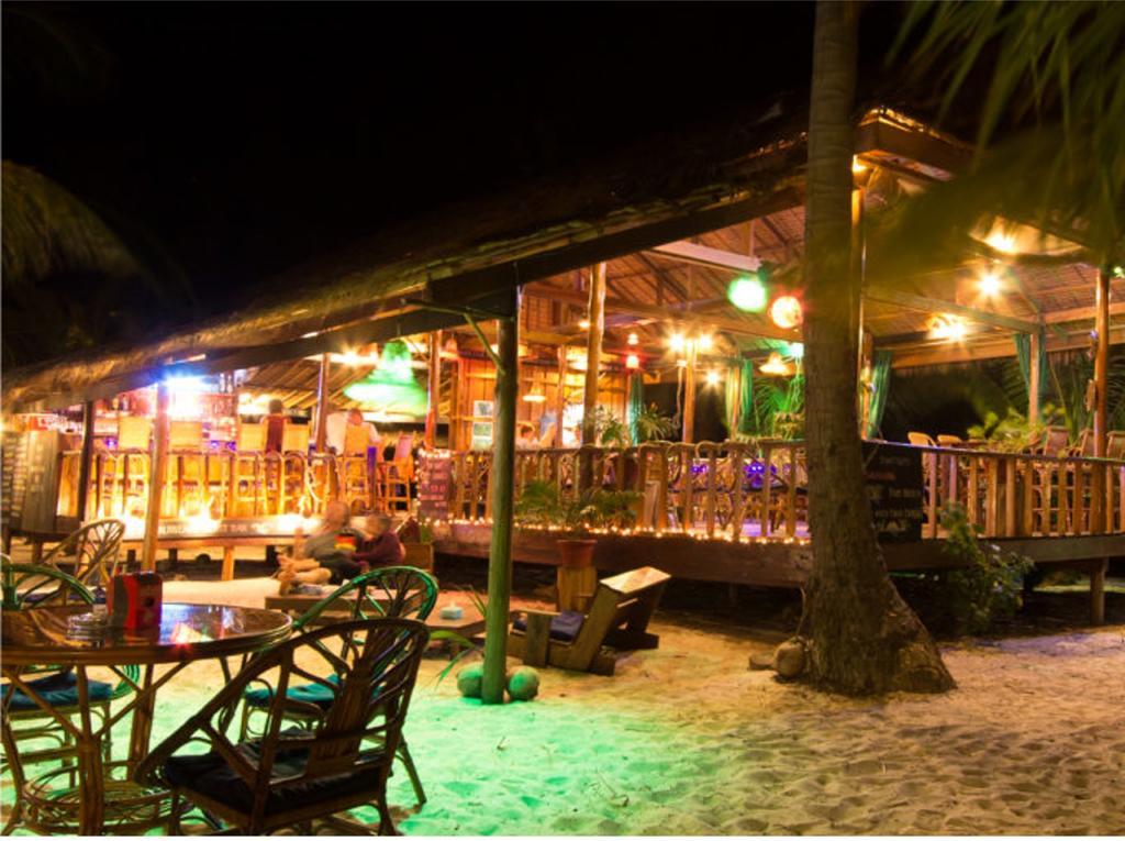 Palm Beach Bungalow Resort Prek Svay Village Екстериор снимка